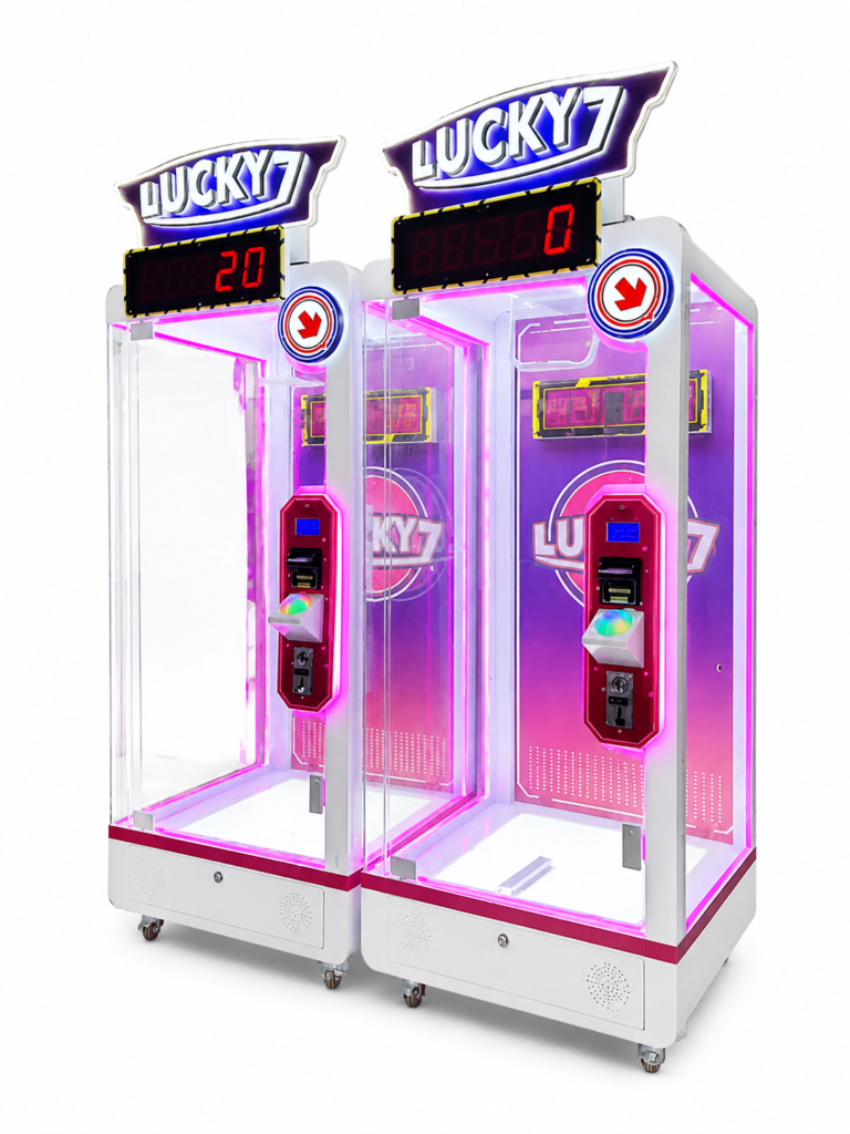 Dual player prize cutting machine with two prize cabinets by LeChuang